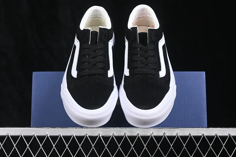 All categories Vans Vans series Vans Low Vans low top Vans Old Skool 36 Vans low-top casual skateboard shoes VN000CNGCIE1